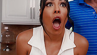 Pganal: The Housewife Tour With Luna Star, Scott Nails - Brazzers